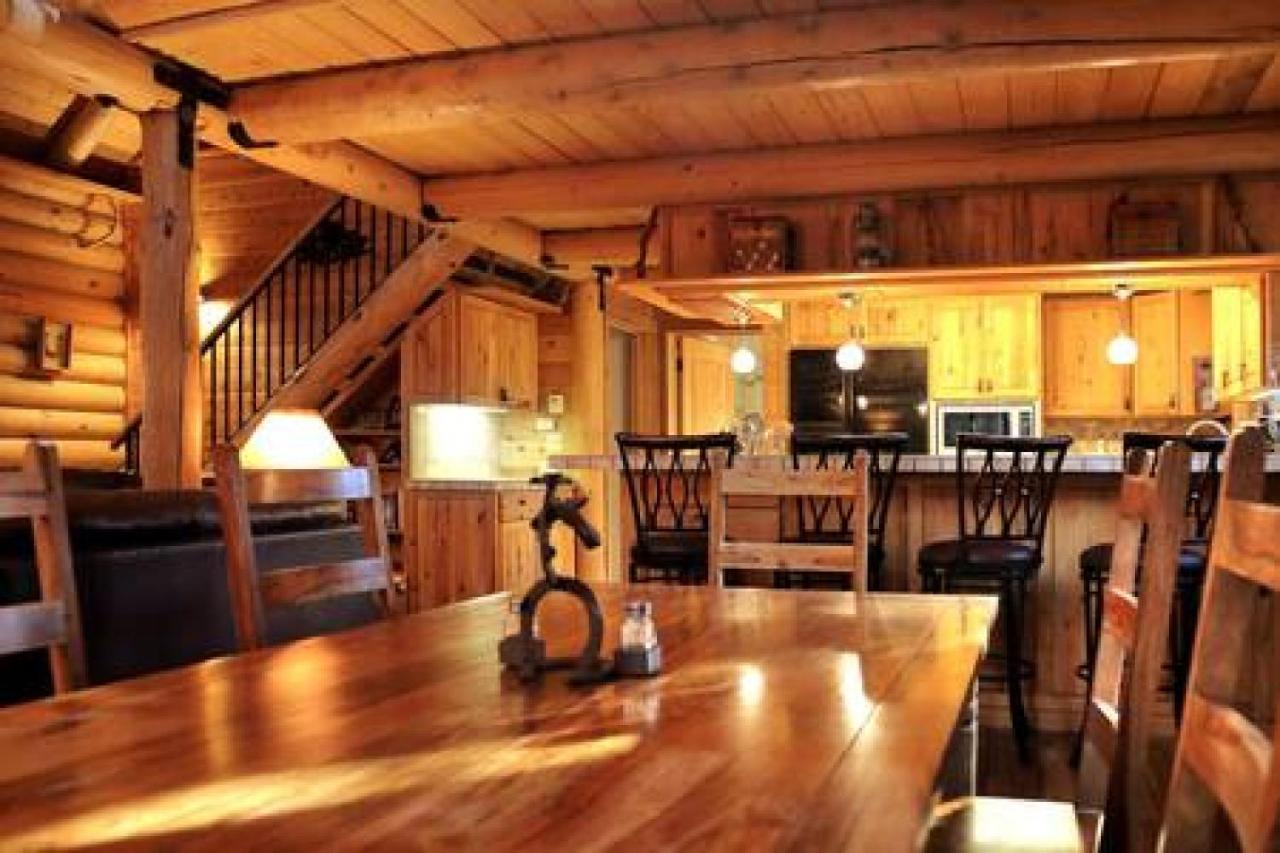 Eagles Nest - Natural Log Cabin With Guest House Айділлвайлд Екстер'єр фото